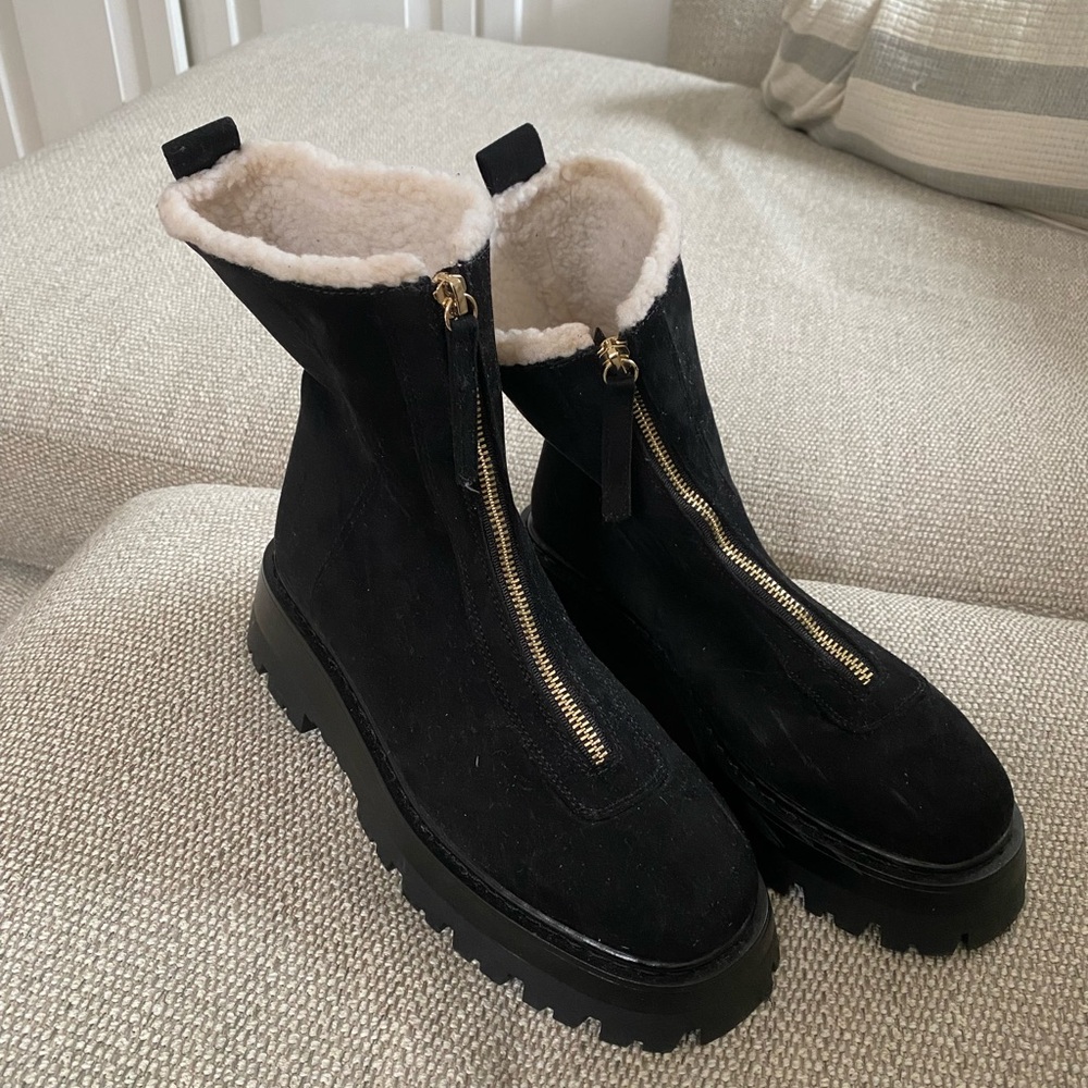 H&M Black Winter Boots with Gold Zipper
